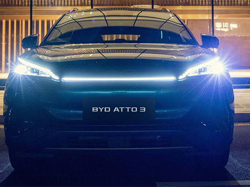 Cụm đèn trước BYD Atto 3